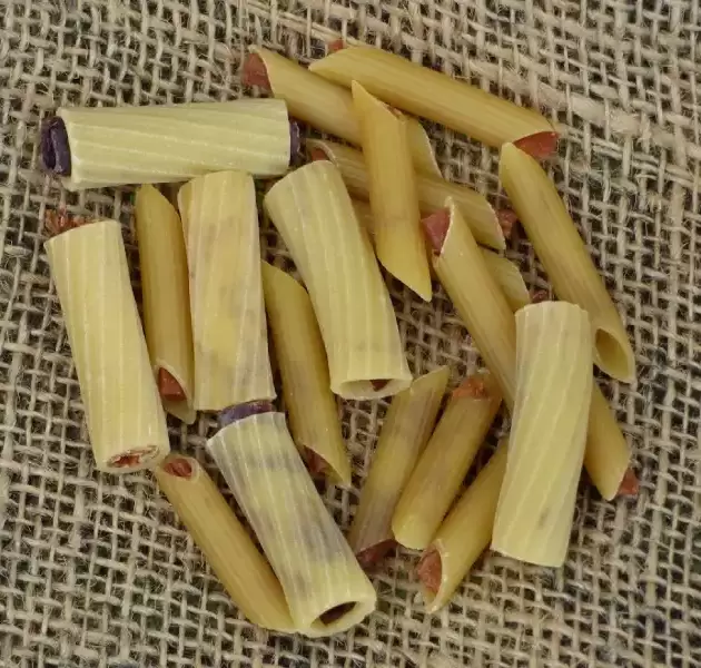 Fruit logs for mice and rats