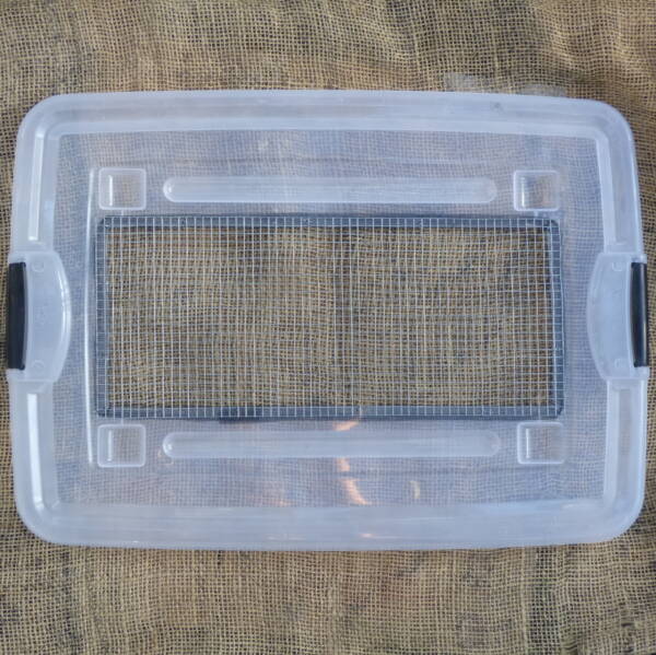 Vented Lid for Medium Mouse Cage